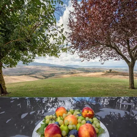 וילה Orcia Panoramic View With Pool סרטאנו